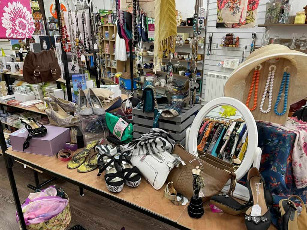 Shop 3