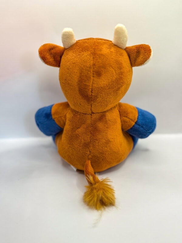 Bulls in the City plushie - Image 3
